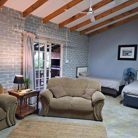 Вілла Numbi Hills Self-Catering Гейзівью Екстер'єр фото