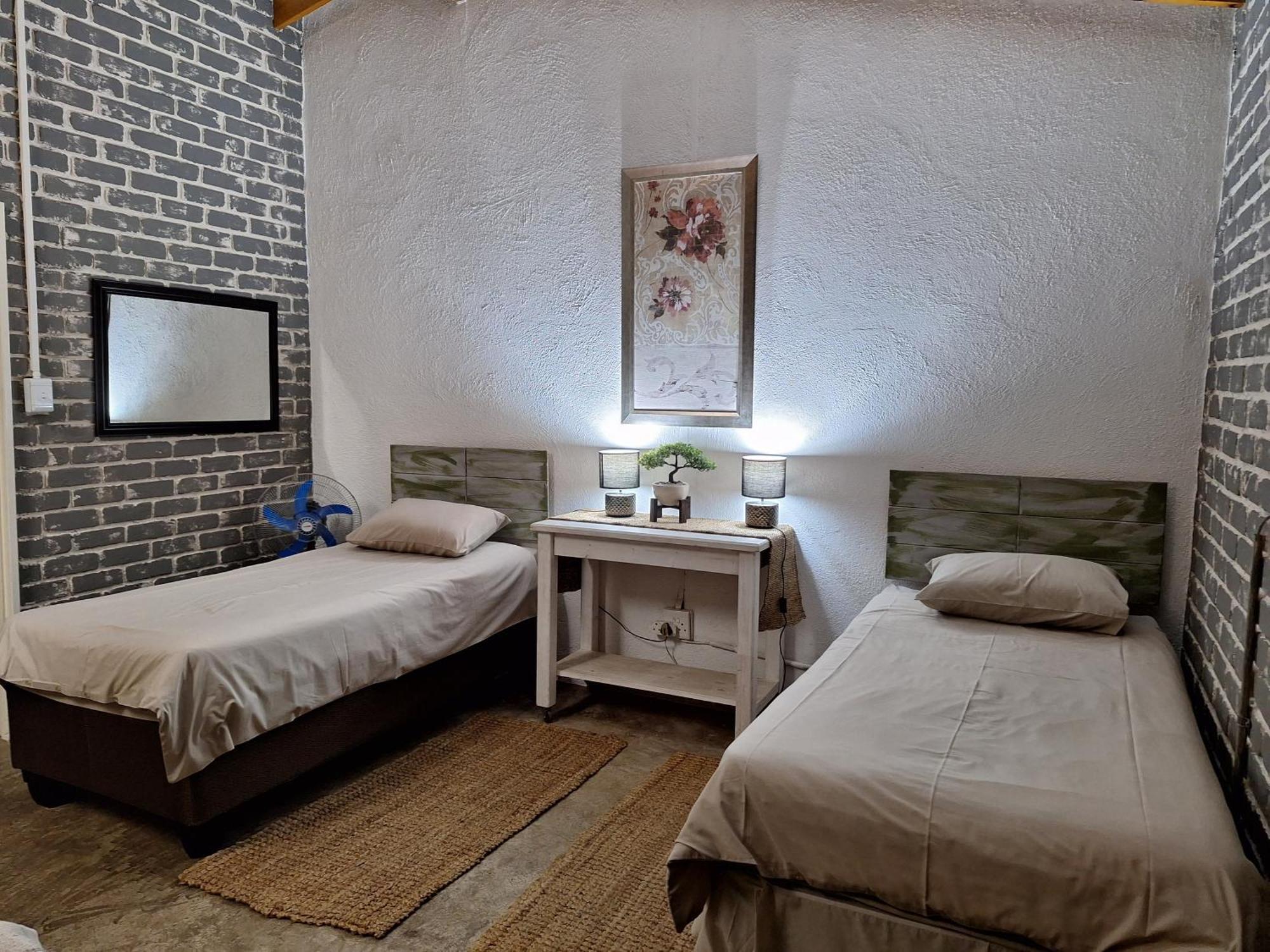 Вілла Numbi Hills Self-Catering Гейзівью Екстер'єр фото